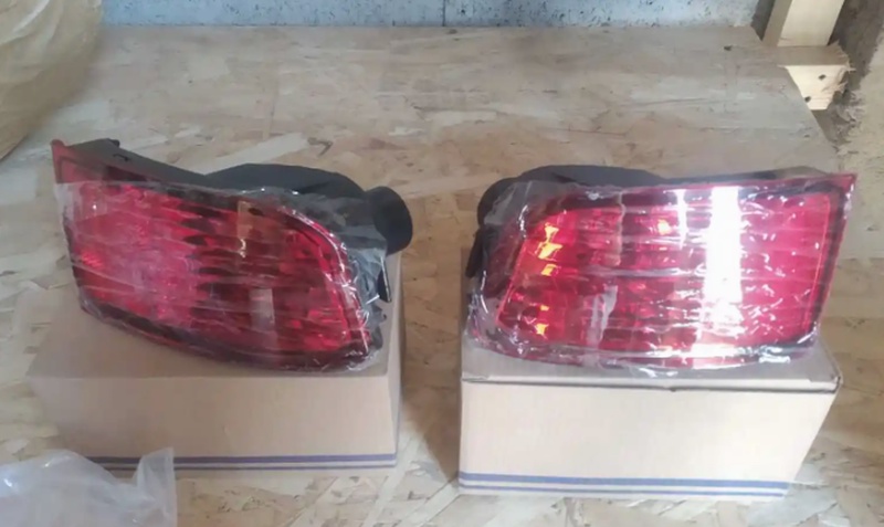 Катафот на задний бампер от Toyota Prado 1